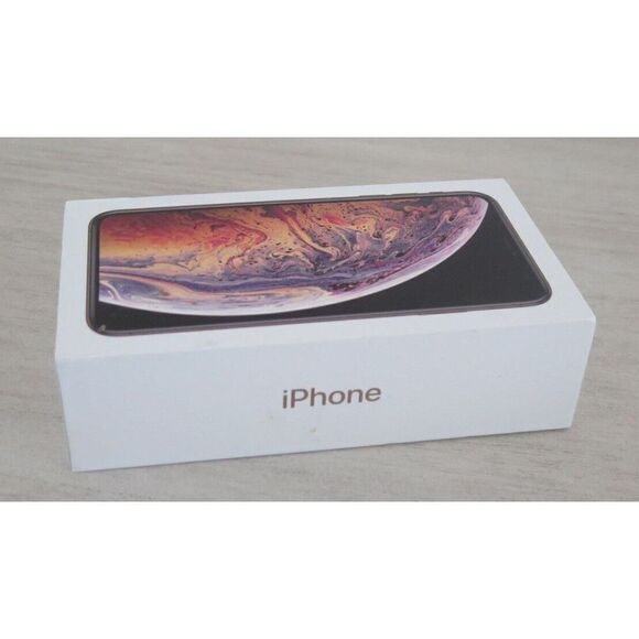 Apple iPhone Xs Max 64GB Silver - Box, Tool & Papers Included - Picture 4 of 5